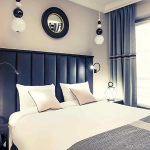 Mercure Paris Arc De Triomphe Wagram